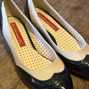 Chic Black and Cream Women's Heels
